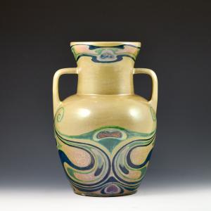 Vaso con motivi a occhio di penna di pavone - Galileo Chini, Manifattura L'Arte della Ceramica, 1898-1902 circa